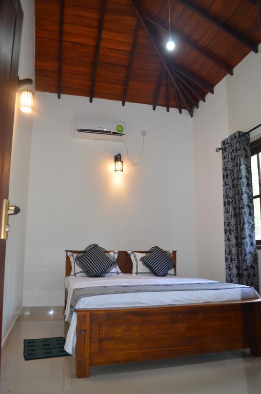 Aroma Villa Homestay Cidade Antiga de Polonnaruva Exterior foto